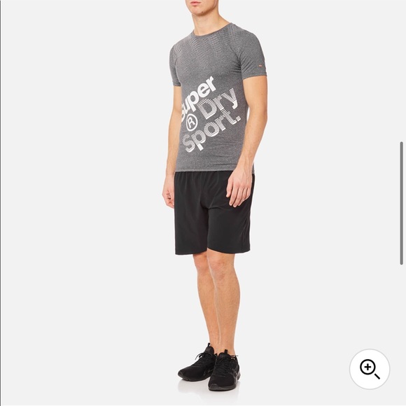 🆕 SUPERDRY Gym Base Sprint Runner Tee T-Shirt - Picture 3 of 4